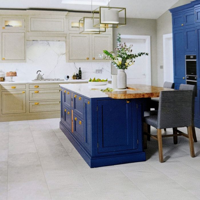 Caerphilly. Navy island, brass handles